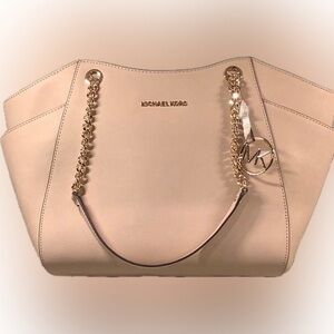 🔥🔥Sale🔥🔥 NWT Michael Kors Shoulder Tote